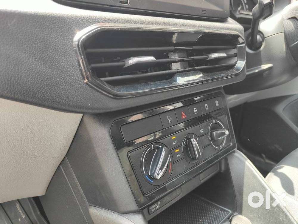 Skoda Kylaq Signature, 2026, Petrol