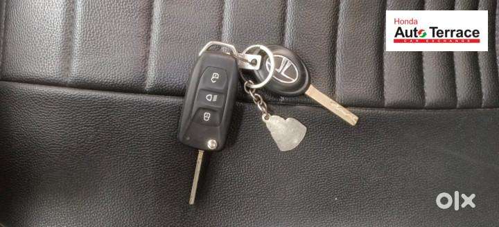 Tata Tiago 1.2 Revotron Xt (o), 2023, Petrol