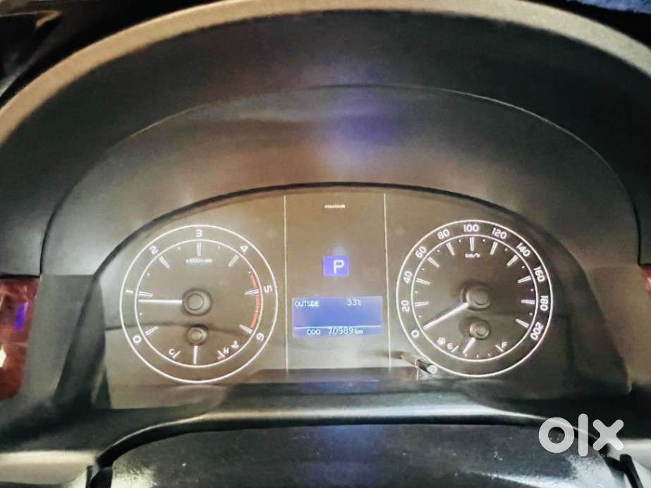 Toyota Innova Crysta 2.8 Gx At 8s, 2018, Diesel