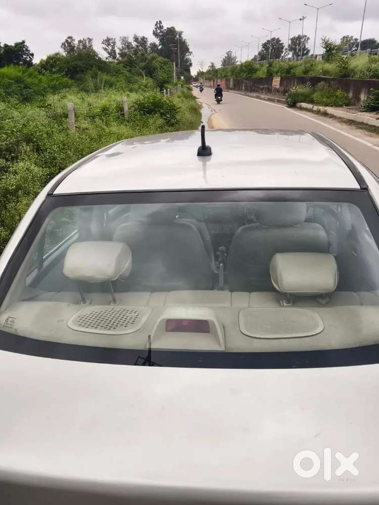 Maruti Suzuki Dzire 2013