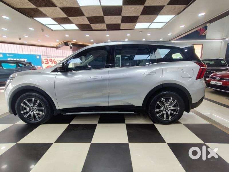 Mahindra Xuv700 2.2 Ax 7 Diesel At Luxury Pack Str, 2022, Diesel