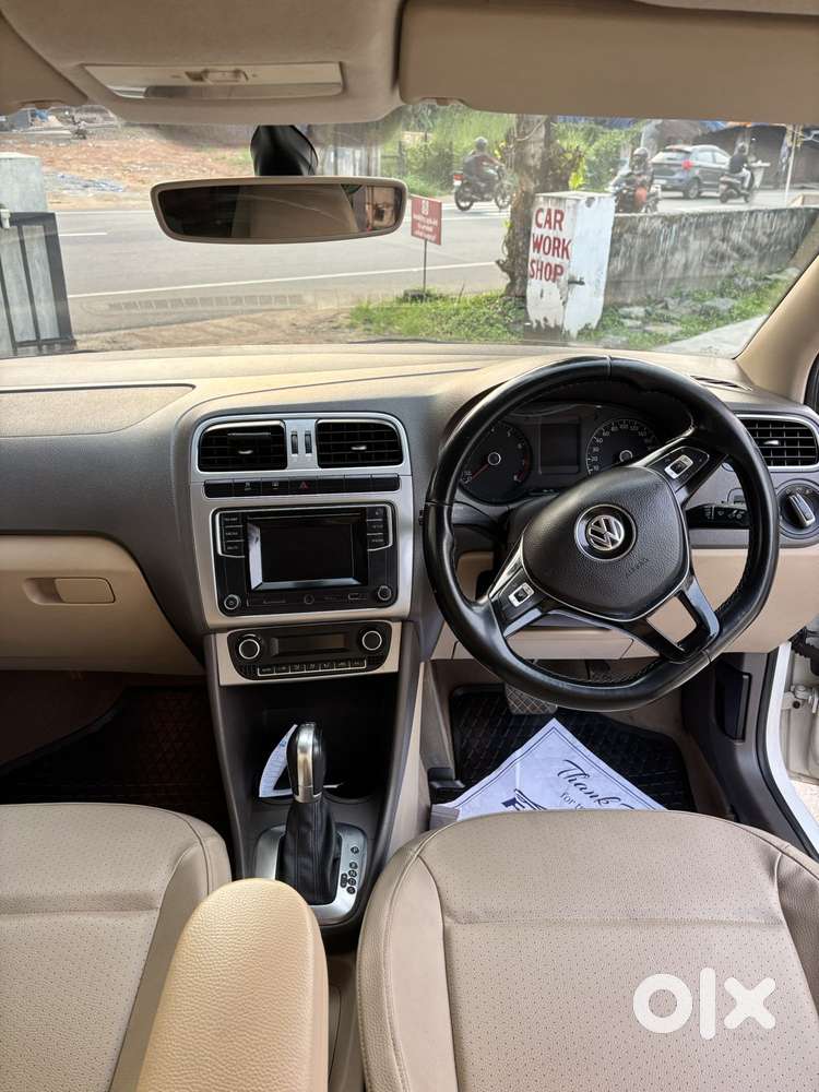 Volkswagen Vento 1.2 Tsi Highline Plus At, 2016, Petrol