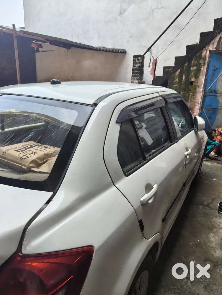 Maruti Suzuki Dzire 2015