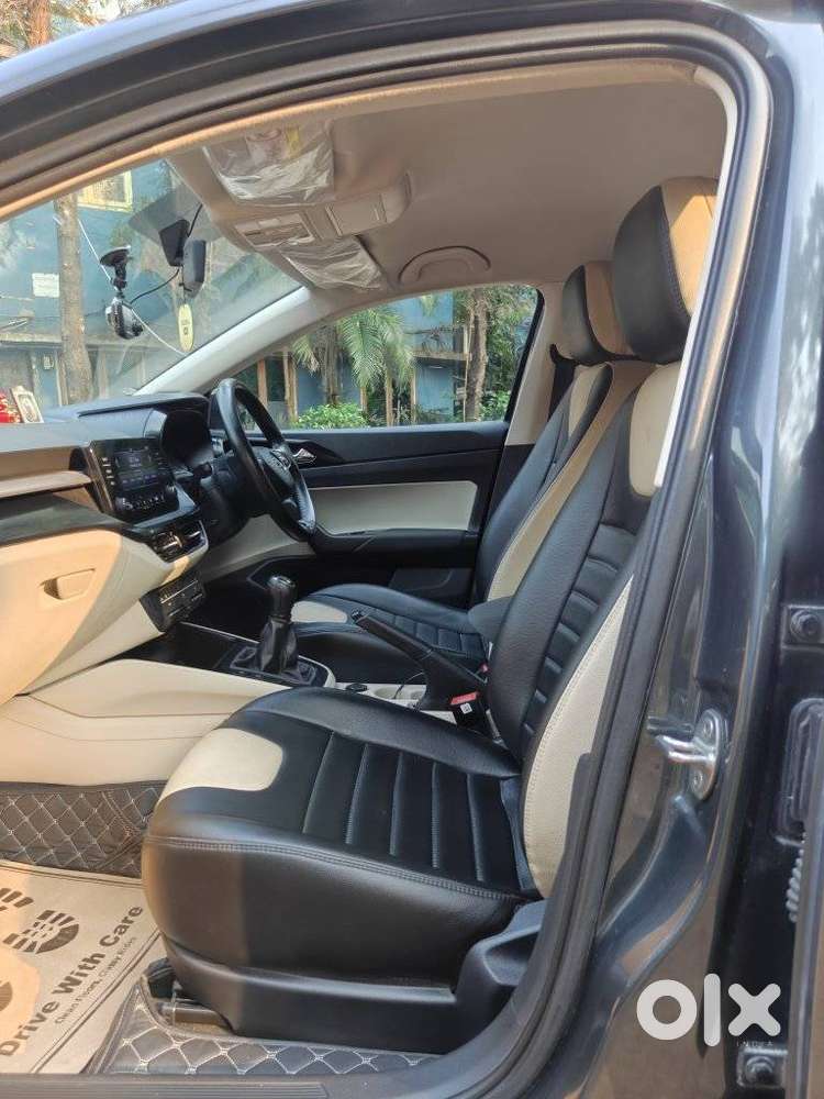 Skoda Slavia 1.0 Ambition Tsi, 2023, Petrol