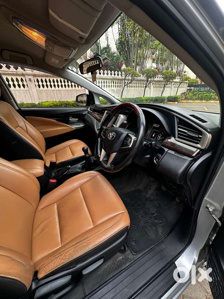 Toyota Innova Crysta [2020-ongoing] 2.4 Vx 7 Str, 2020, Diesel