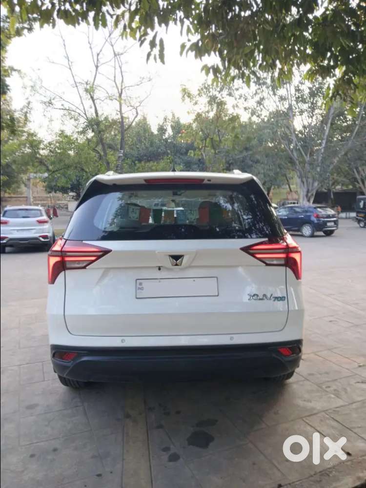 Mahindra Xuv700 2022 Petrol Well Maintained