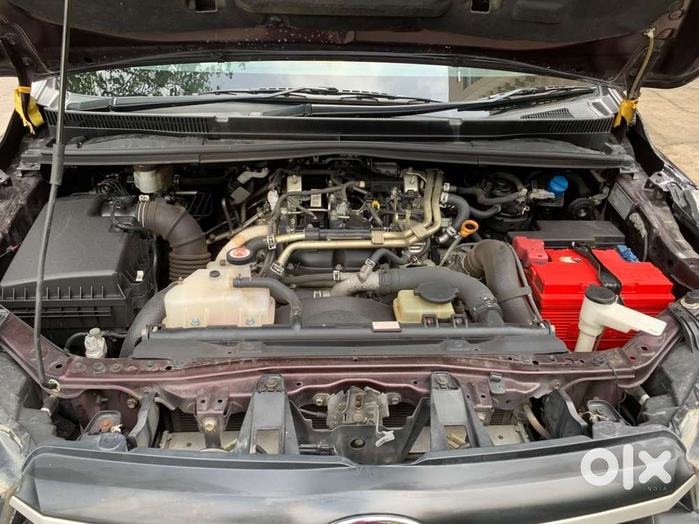 Toyota Innova Crysta [2020-ongoing] 2.4 Gx 8 Str, 2020, Diesel