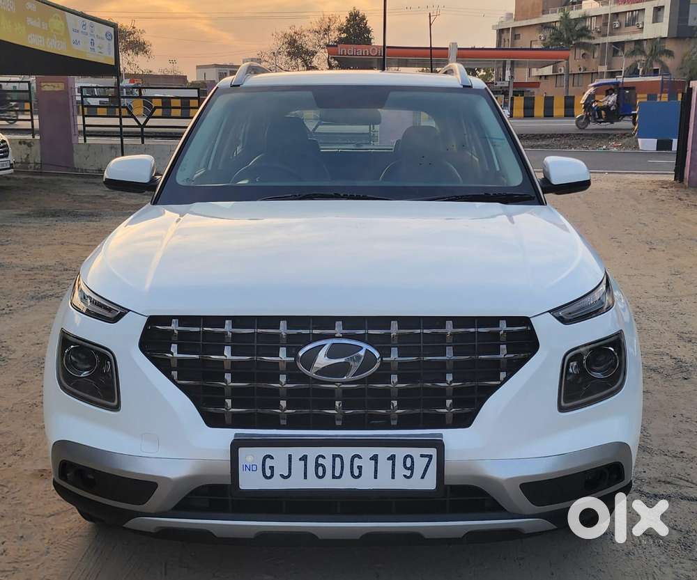 Hyundai New Venue, 2022, Cng & Hybrids