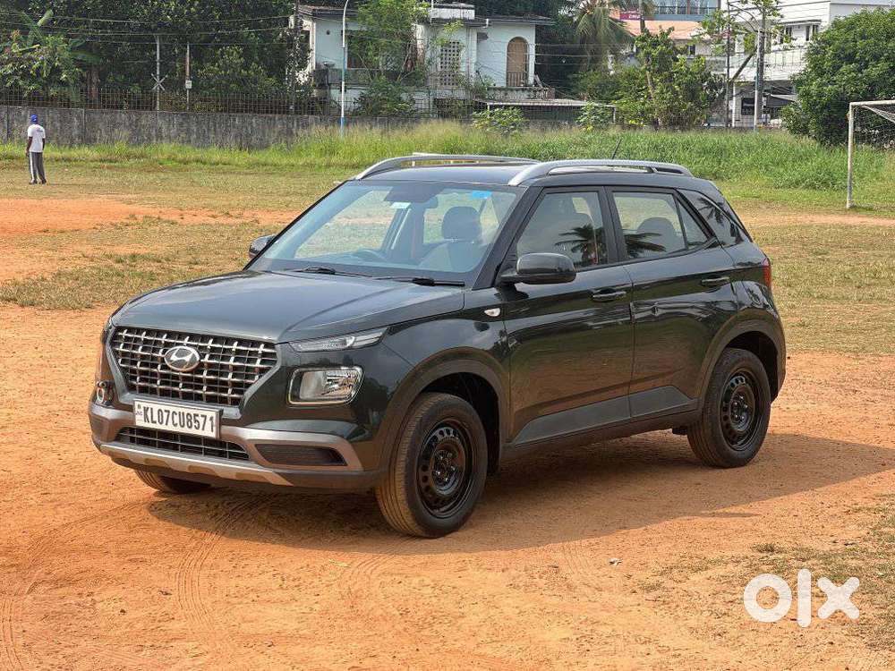 Hyundai Venue S 1.2 Petrol, 2020, Petrol