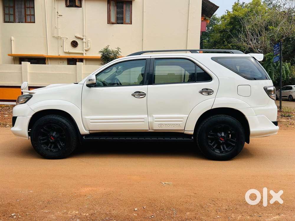 Toyota Fortuner 3.0 Ltd, 2013, Diesel