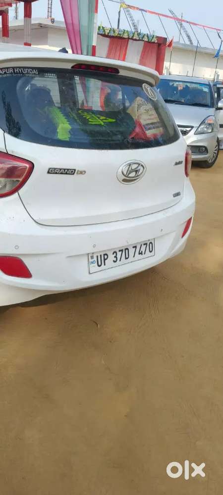 Hyundai Grand I10 10 Petrol 122500 Km Driven