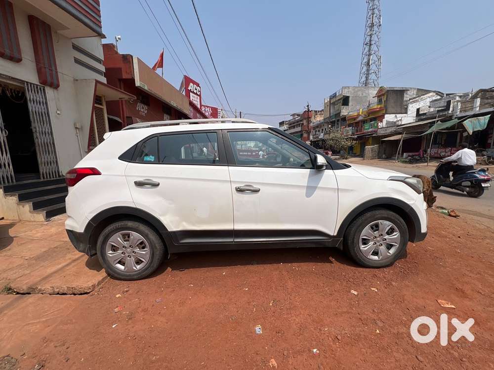 Hyundai Creta 2017 Diesel 155000 Km Driven With Complete Service Recor