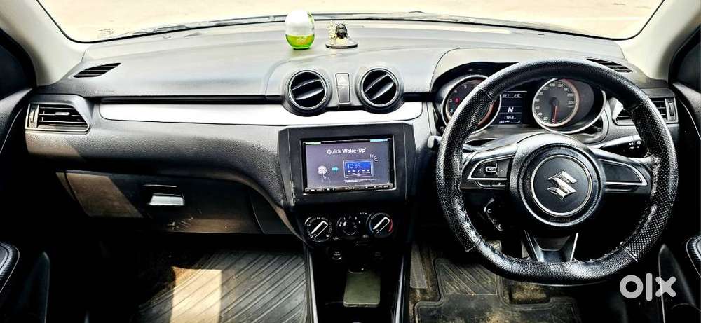 Maruti Suzuki Swift 1.2 Vxi (o), 2022