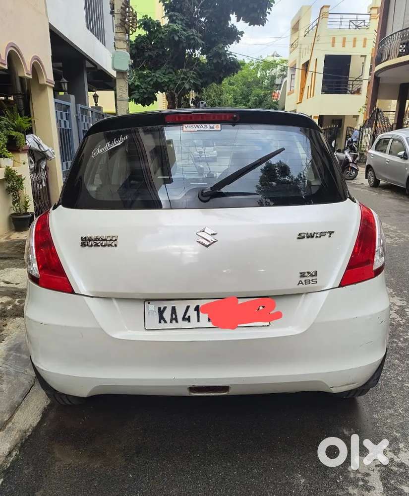 Maruti Suzuki Swift Zxi 2011 Year Petrol