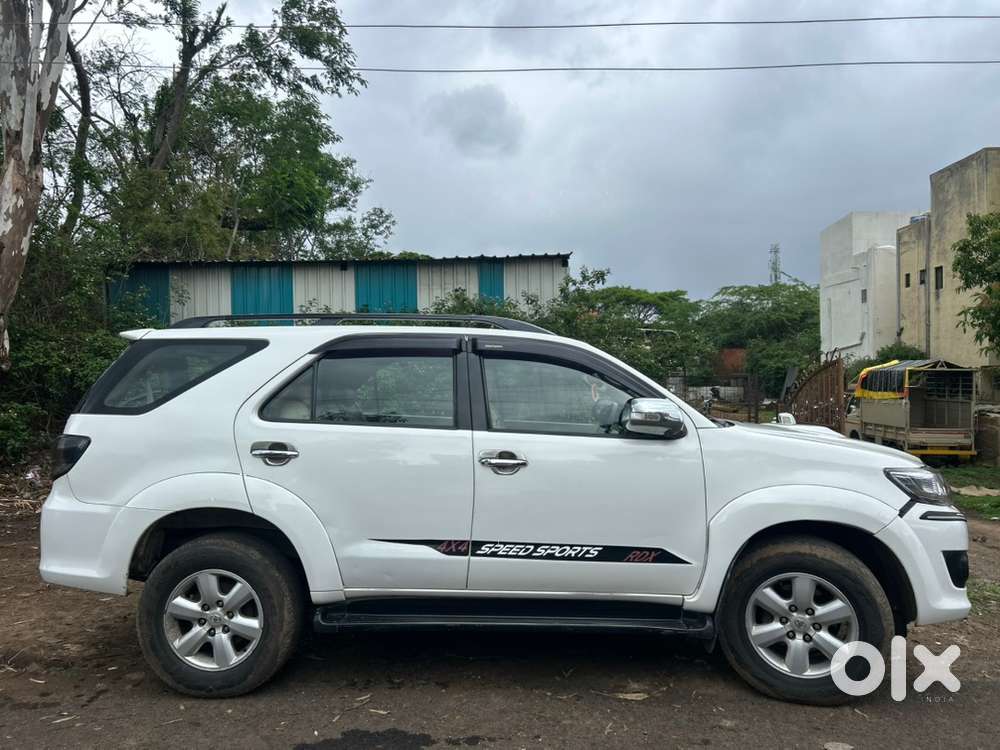 Toyota Fortuner Diesel 2012