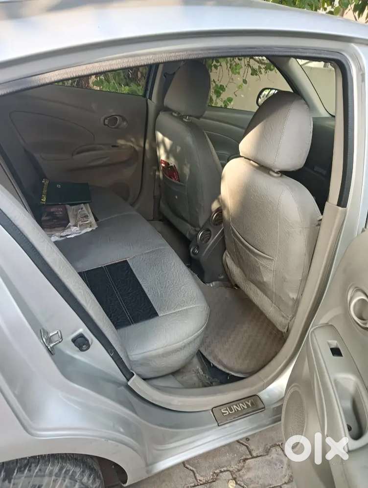 Nissan Sunny 2013