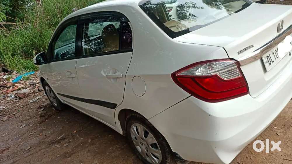 Honda Amaze 2018 With Cng On Paper And Reverse Camera