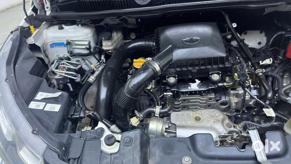 Tata Nexon 1.2 Revotron Xza Plus, 2023, Petrol