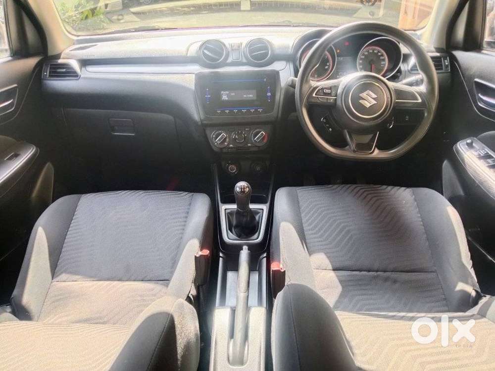 Maruti Suzuki Swift Vxi + Manual, 2022, Petrol