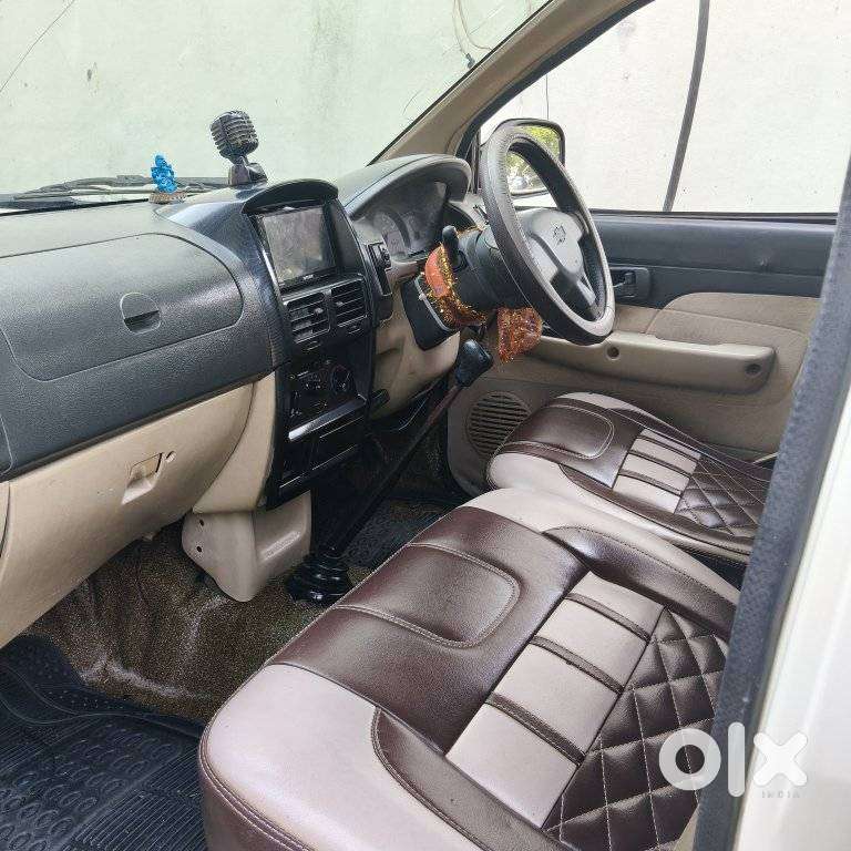 Chevrolet Tavera Neo Lt-l - 9 Seats Bsiii, 2014, Diesel