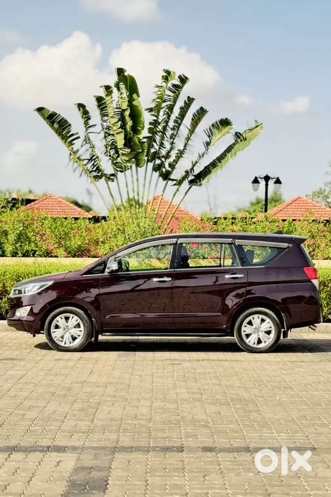 Toyota Innova Crysta 2.8 Zx At 7 Seater, 2019, Diesel