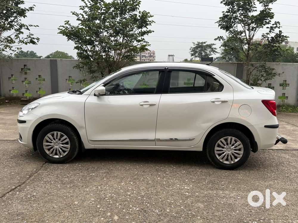 Maruti Suzuki Swift Vxi, 2022, Petrol