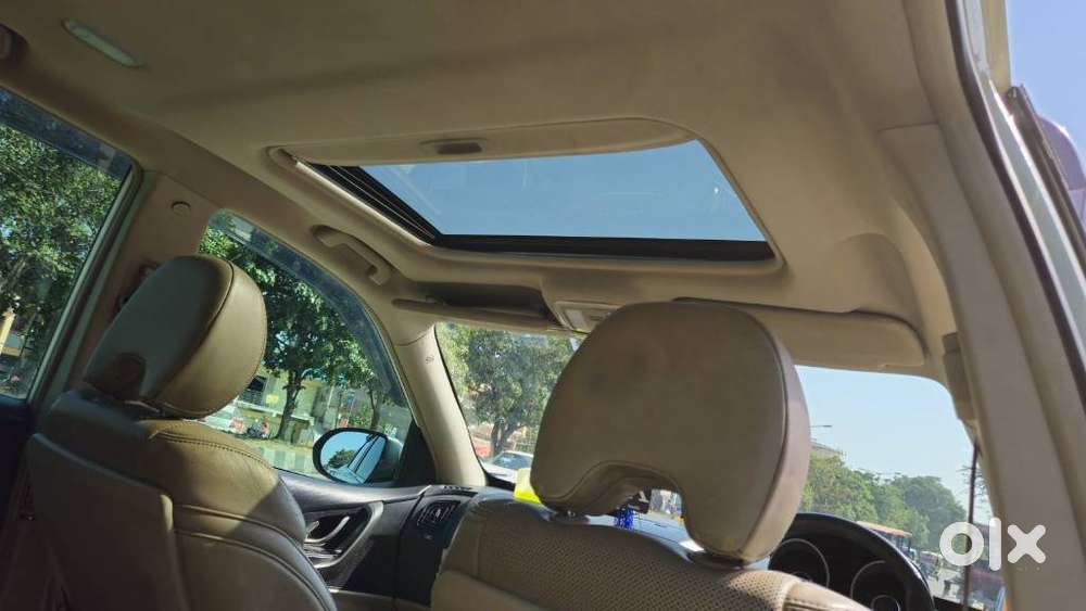 Mahindra Xuv500, 2015