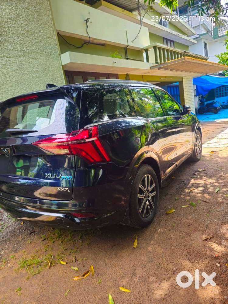 Mahindra Xuv700 2022 Diesel Well Maintained
