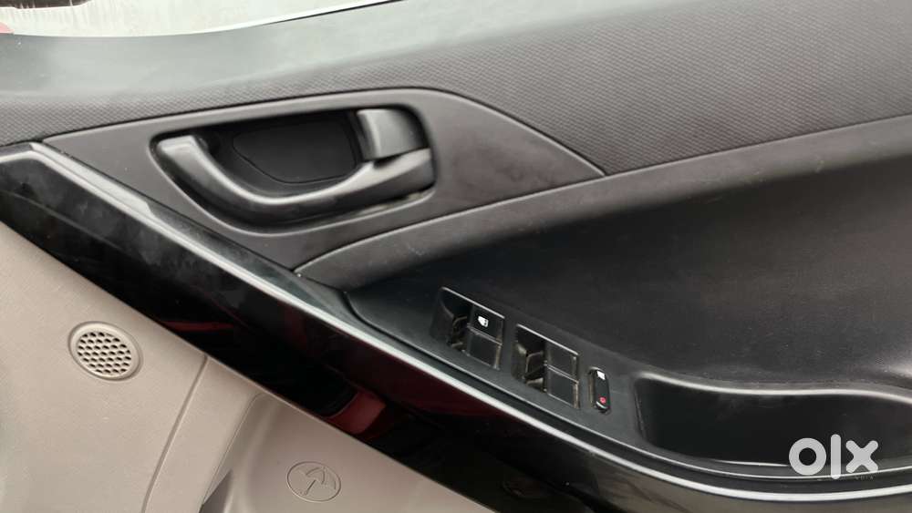 Tata Nexon 1.2 Revotron Xm, 2018, Petrol