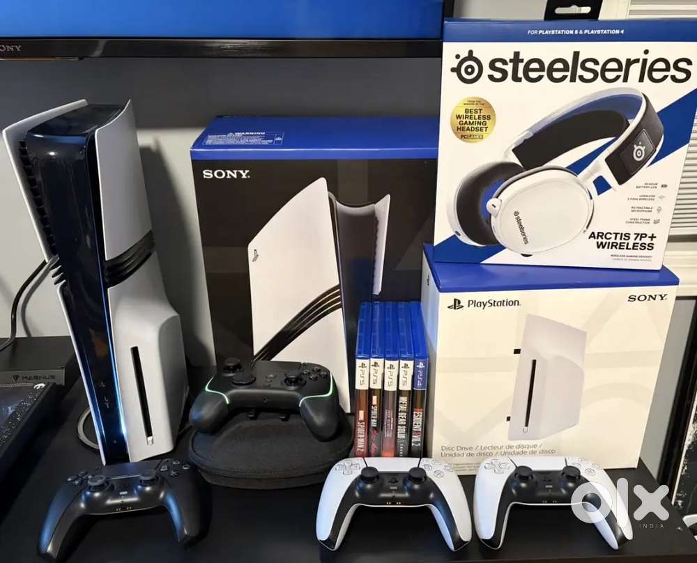 Sony PS5 PRO 2TB with EXTRAS - Games Controllers Headset Disc drive St