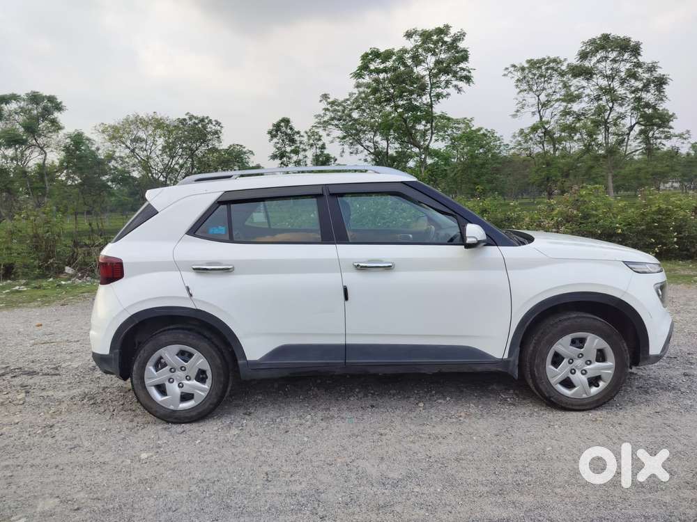 Hyundai Venue S Mt 1.2 Kappa, 2021, Petrol