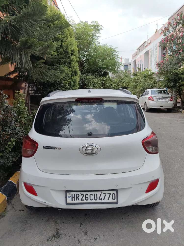 Hyundai I10 Gls Petrol 2015