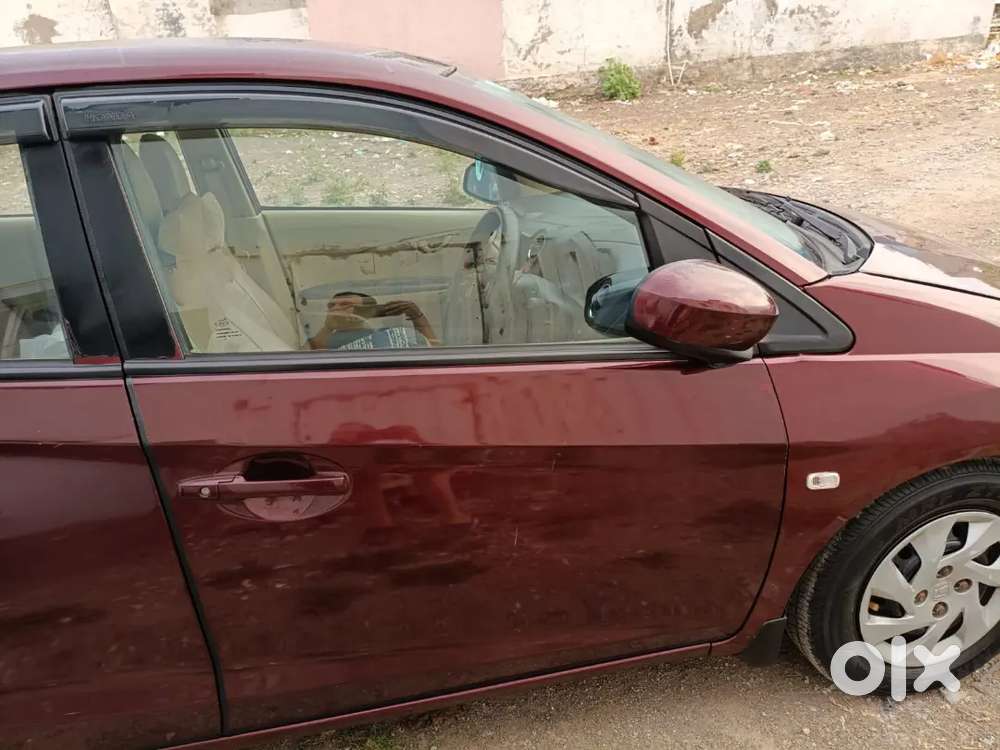 Honda Amaze Diesel 2014