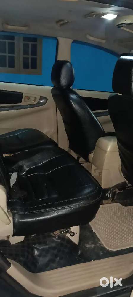 Toyota Innova 2006 Diesel 17000 Km Driven