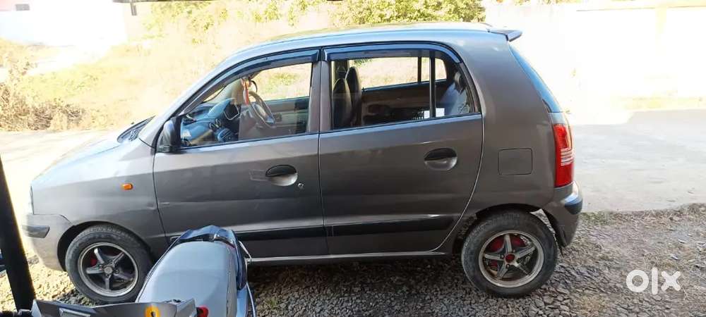 1. Alloy Wheels Installed 2. Recently Battery Installed. 3. Cng 32 Km