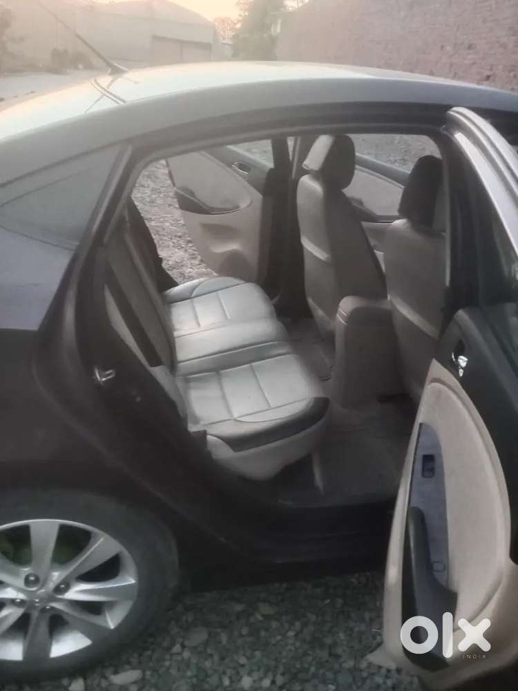 Hyundai Verna 2011 Car