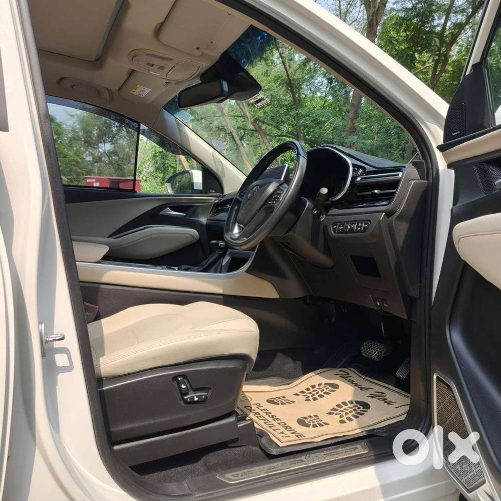 Mg Hector Plus Savvy Pro 1.5 Turbo Petrol Cvt 7 Str, 2023, Petrol