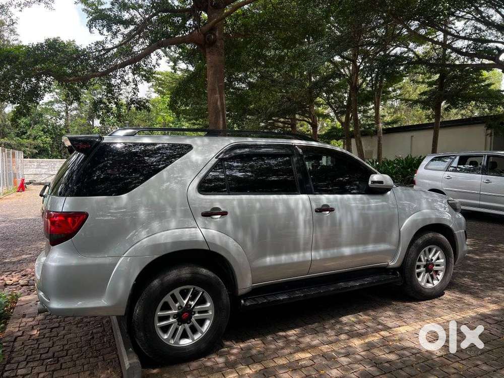 Toyota Fortuner 3.0 4x4 Manual, 2012, Diesel