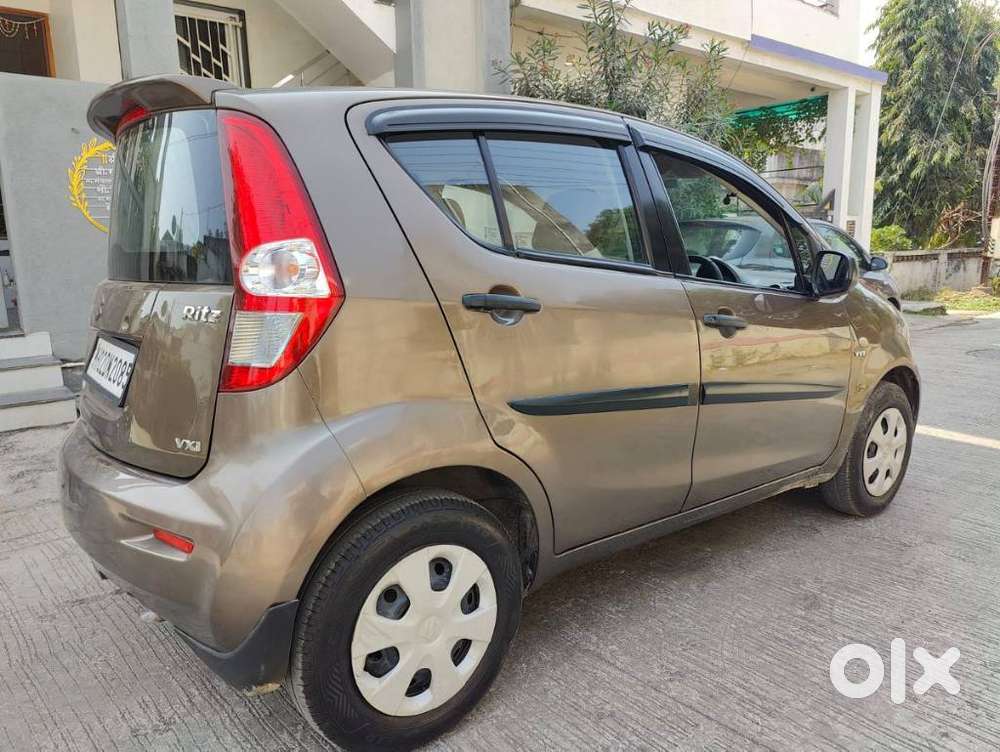 Maruti Suzuki Ritz Vxi, 2014, Petrol
