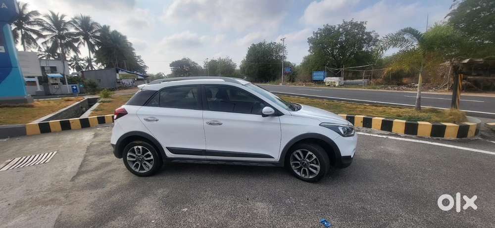 Hyundai I20 Active 2015 Diesel Well Maintained