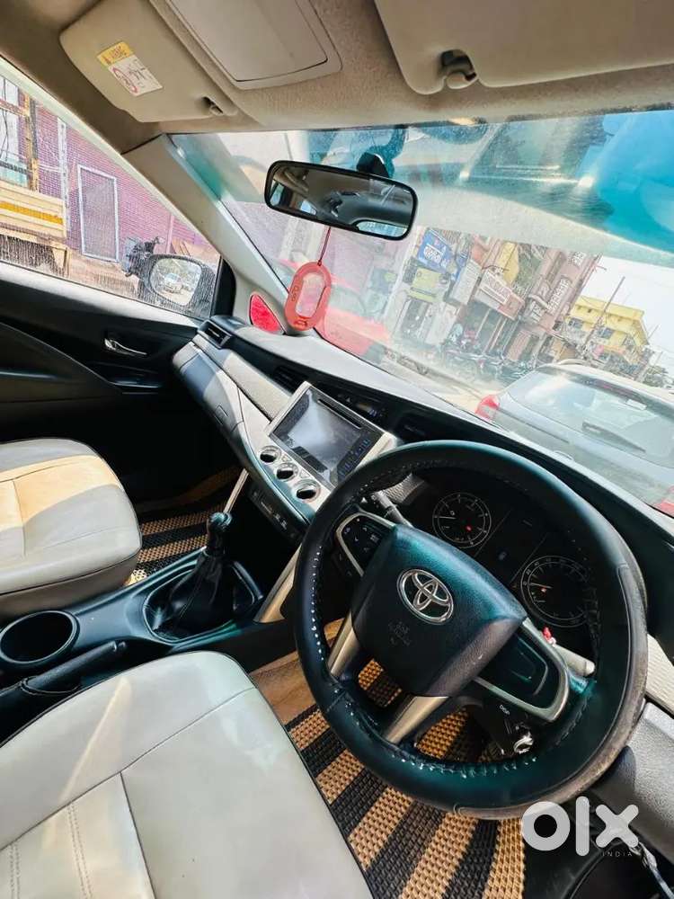 Toyota Innova Crysta 2.4 2019