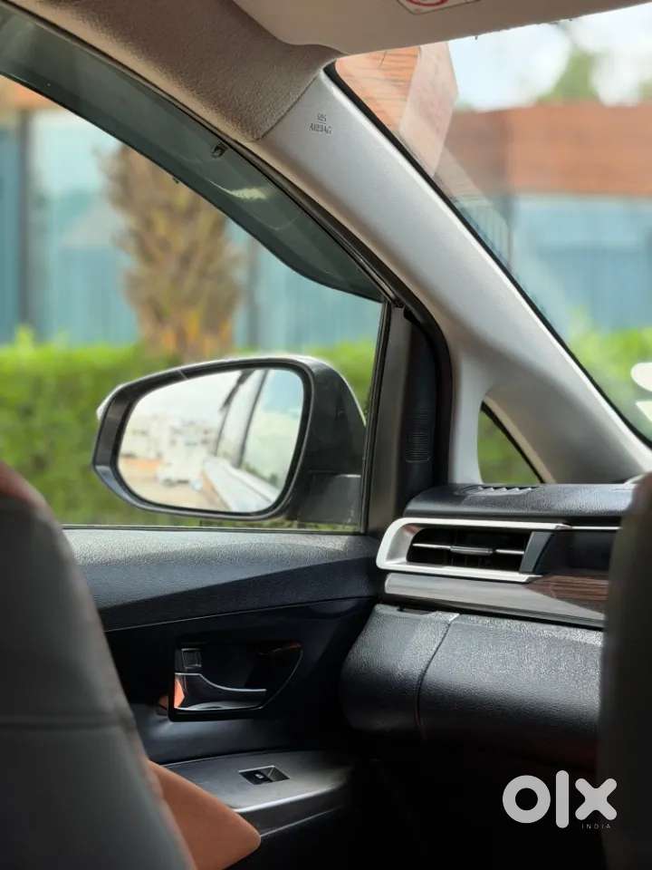 Toyota Innova Crysta 2.8 Zx At 7 Seater, 2019, Diesel