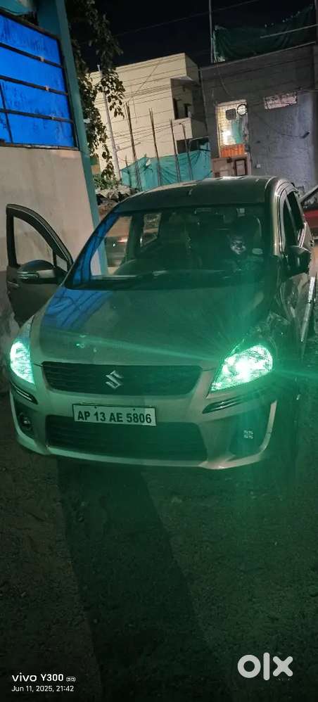 Maruti Ertiga Diesel 2013