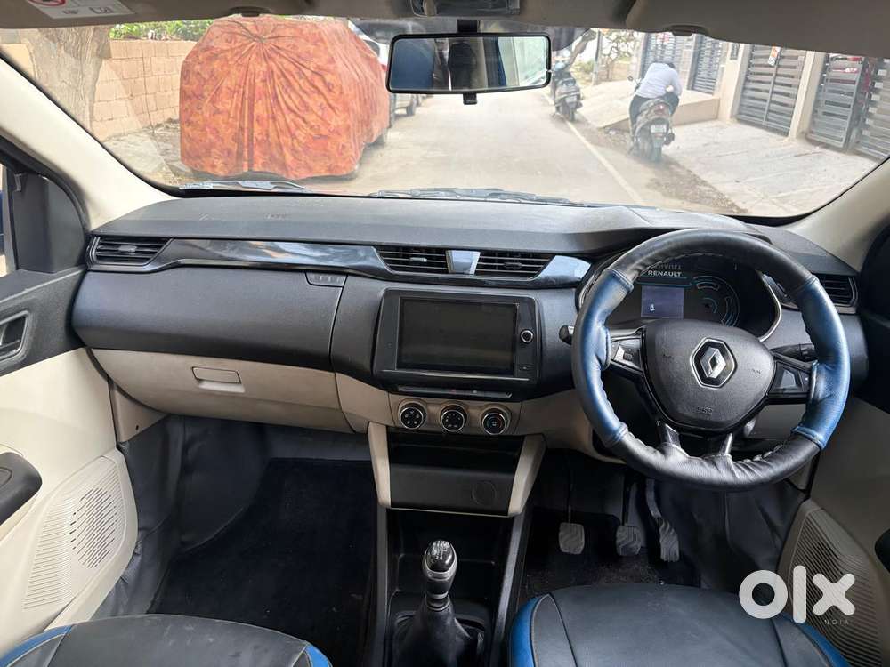 Renault Triber Rxt, 2021, Petrol