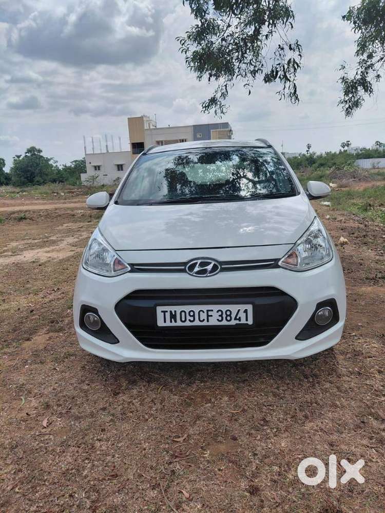 Hyundai Grand I10 Sportz, 2016, Petrol