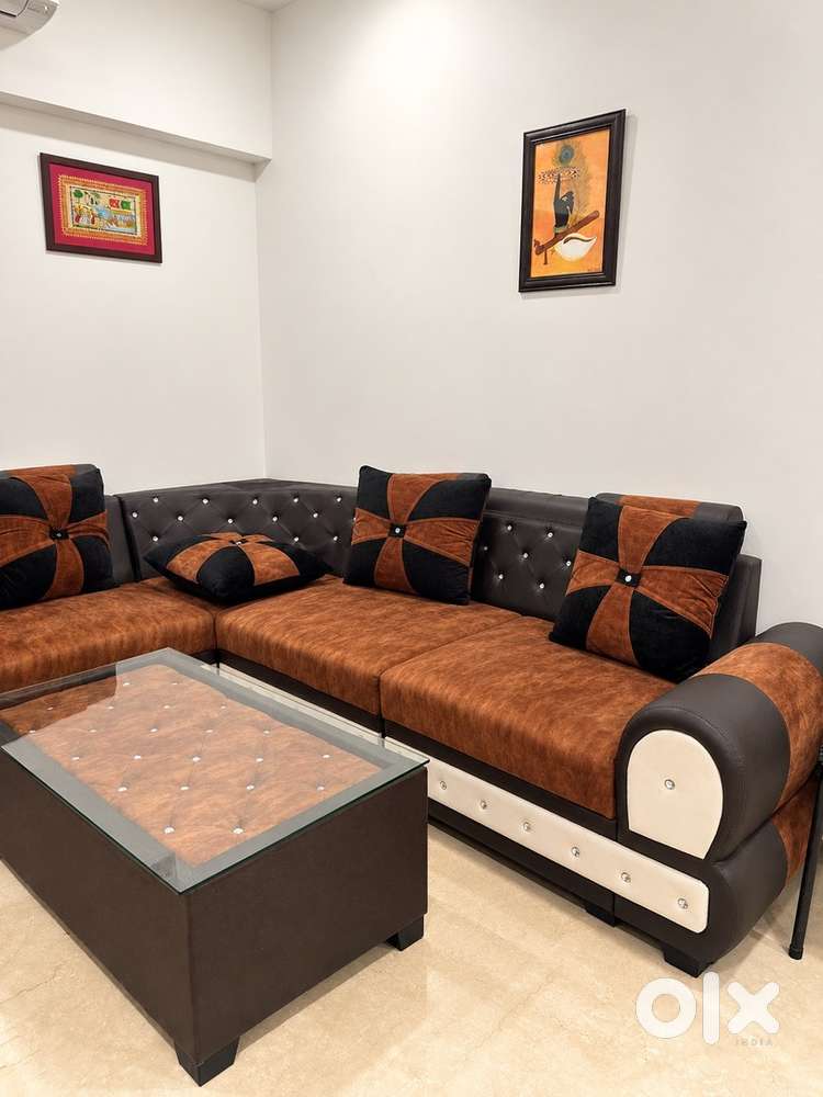 7 seater L shaped sofa with matching Centre Table