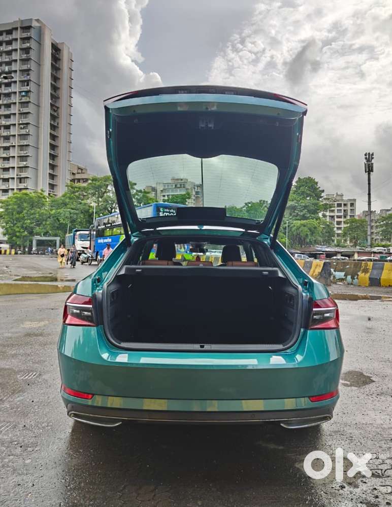 Skoda Superb 2.0 L&k Tsi At, 2024, Petrol