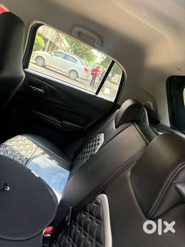 Maruti Suzuki Swift Vxi Black Colour