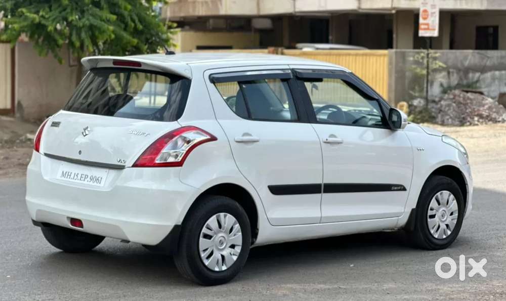 Maruti Suzuki Swift Vxi, 2015, Petrol