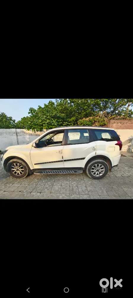 Mahindra Xuv500 2018 Diesel 128000 Km Driven